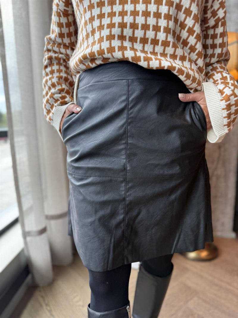 Harley skirt Sort