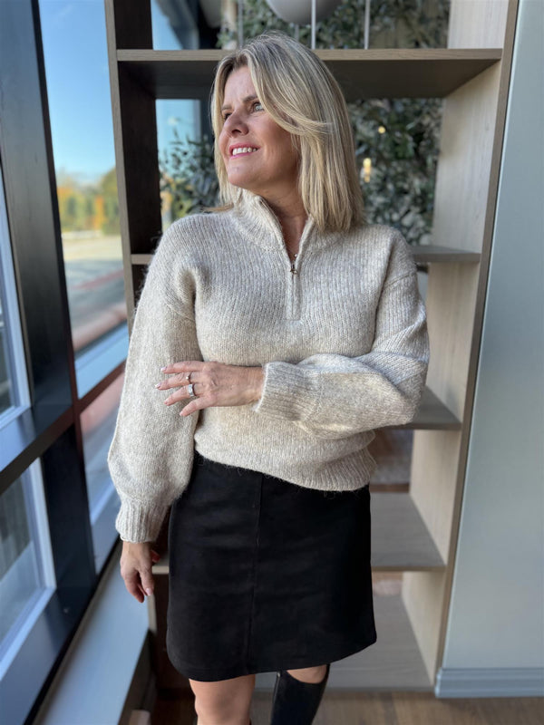 Ladie`s Oversized Sweather Beige