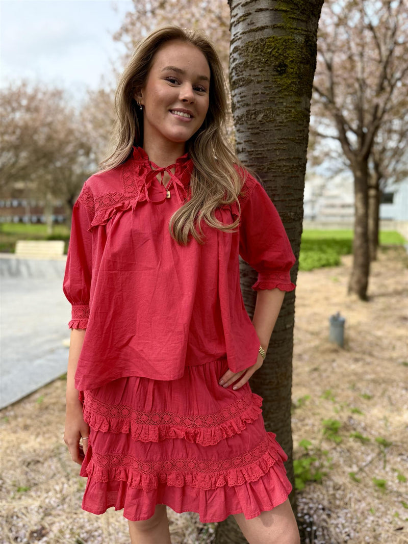 GERLINA BLOUSE Bringebær