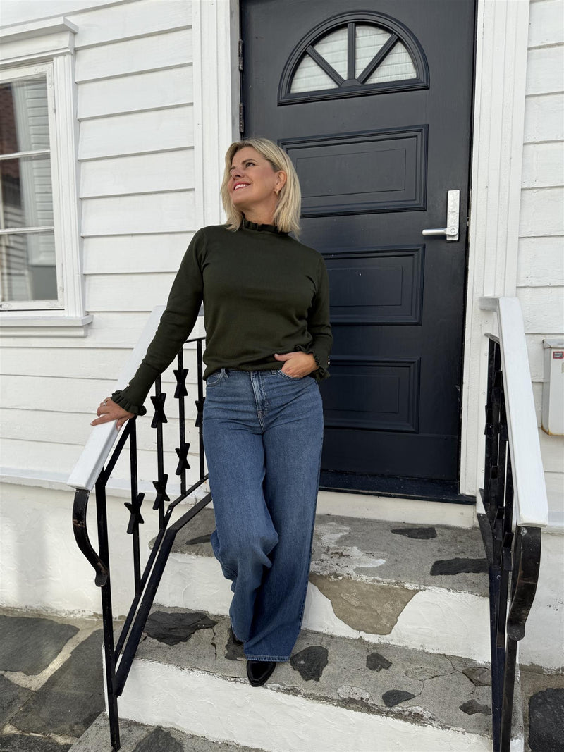 Katie Pullover Frill Flaskegrønn