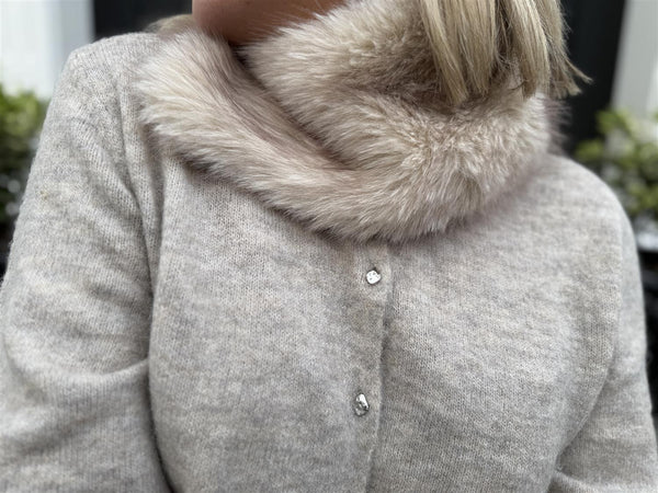 Karen Pelskrage Beige