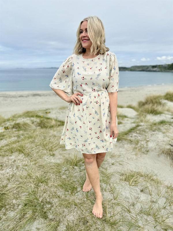 Vihavanne rima o-neck 2/4 dress Beige Med Blomster