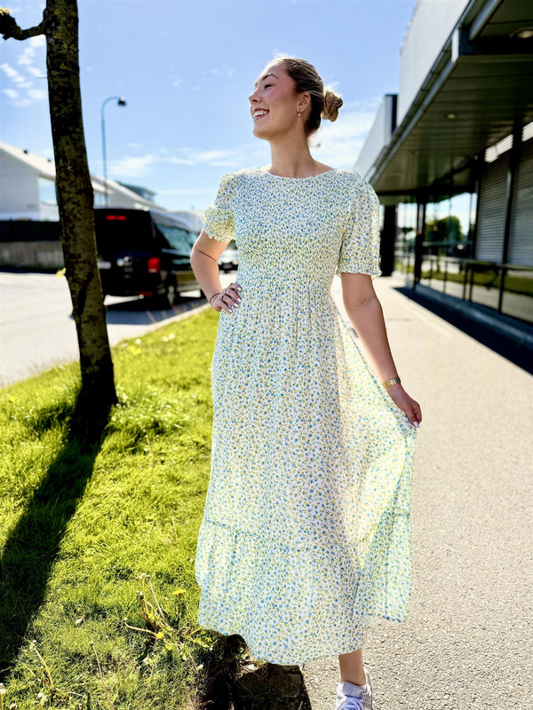 VIGREIS ANCLE DRESS Offwhite Med Blå Blomster