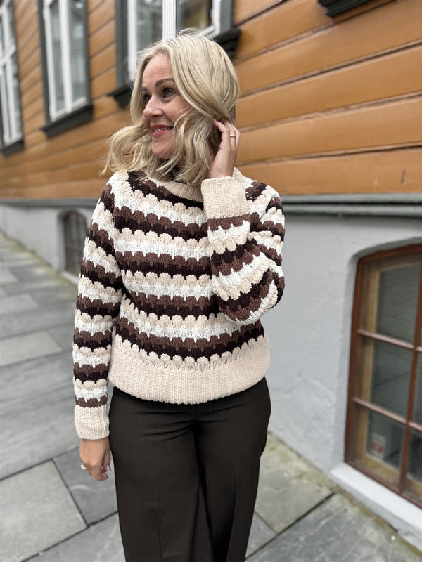 Nezzy-pullover Brun M/Striper