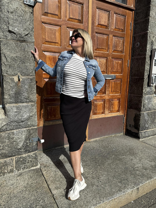Spina Striped pullover Hvit Med Sorte Striper