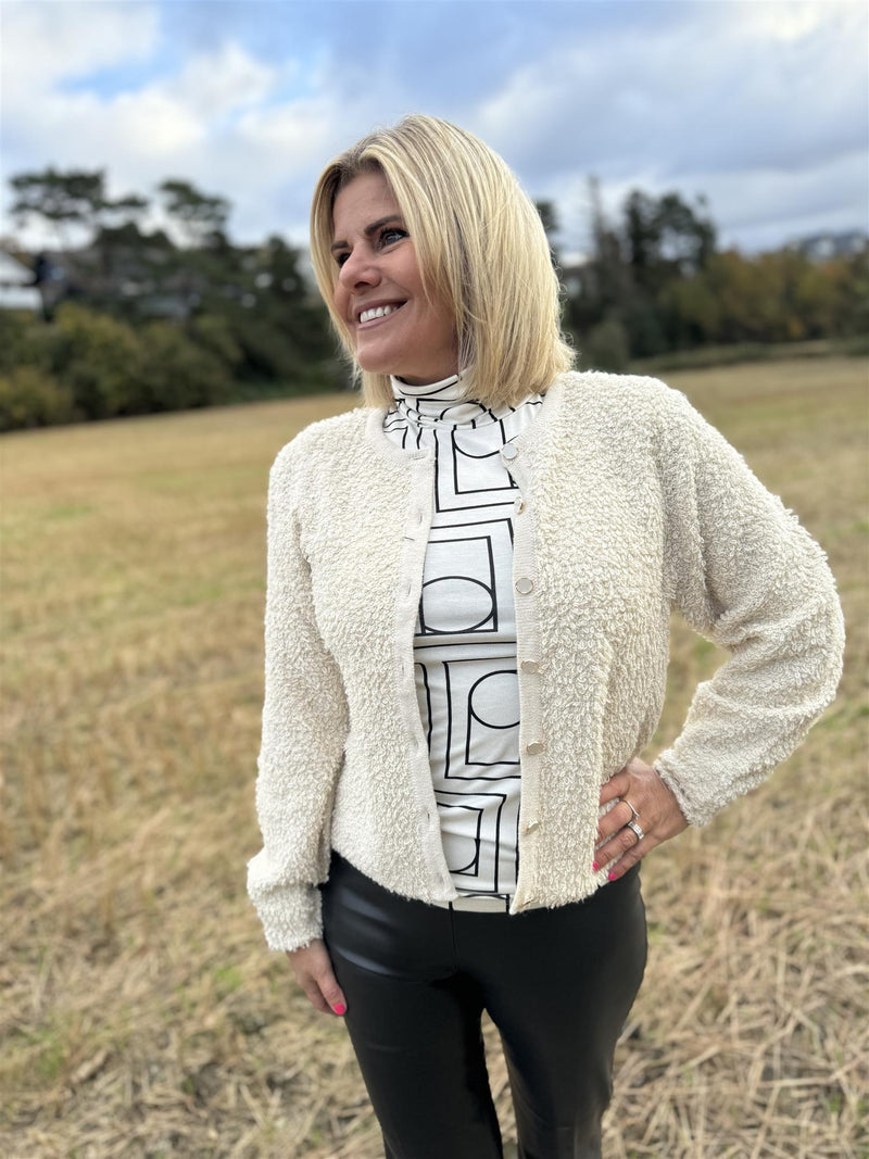 Hanadi printed rollneck ls Offwhite Med Sorte Striper