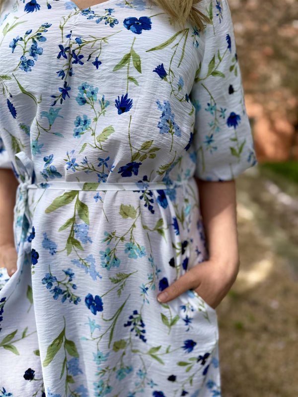 Mele dress Offwhite M. Blomster