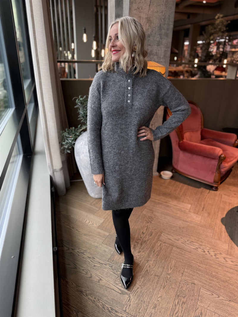 Nynni Highneck Knit Dress Grå Melert