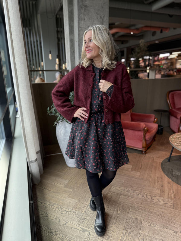 Nancy Skirt Sort M. Blomster