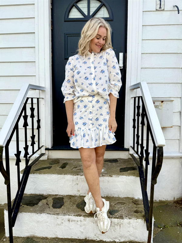 ELLA mia 3/4 shirt Hvit Med Blå Blomster
