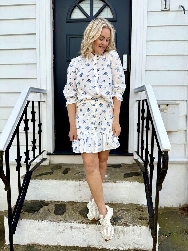 ELLA mia 3/4 shirt Hvit Med Blå Blomster