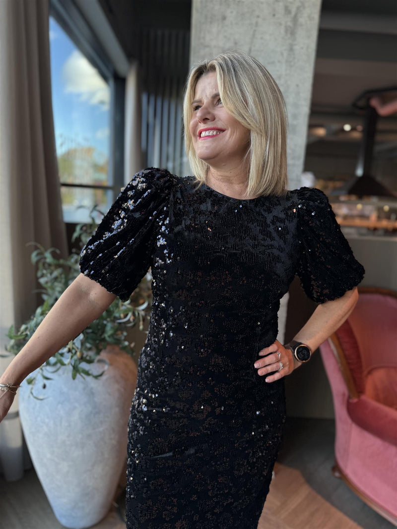 SOFIE 2/4 SEQUIN MIDI DRESS Sort