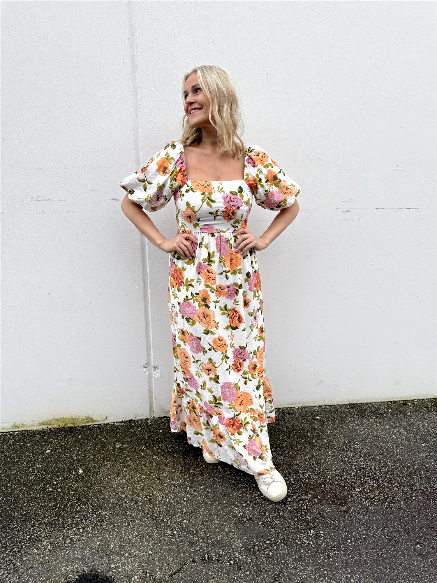 FLOLA SQUARE NECK 2/4 ANKLE DRESS Offwhite M. Blomster – Volonté Arkaden