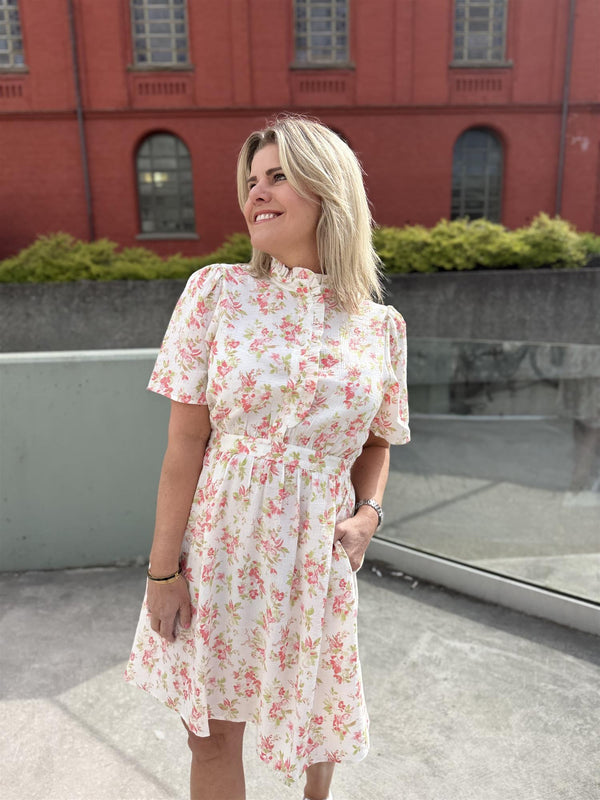 ASTRID 2/4 DRESS Offwhite M. Blomster
