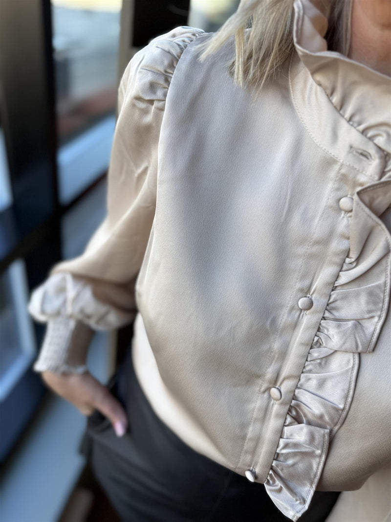 LUTTO L/S FRILL SHIRT Champagne