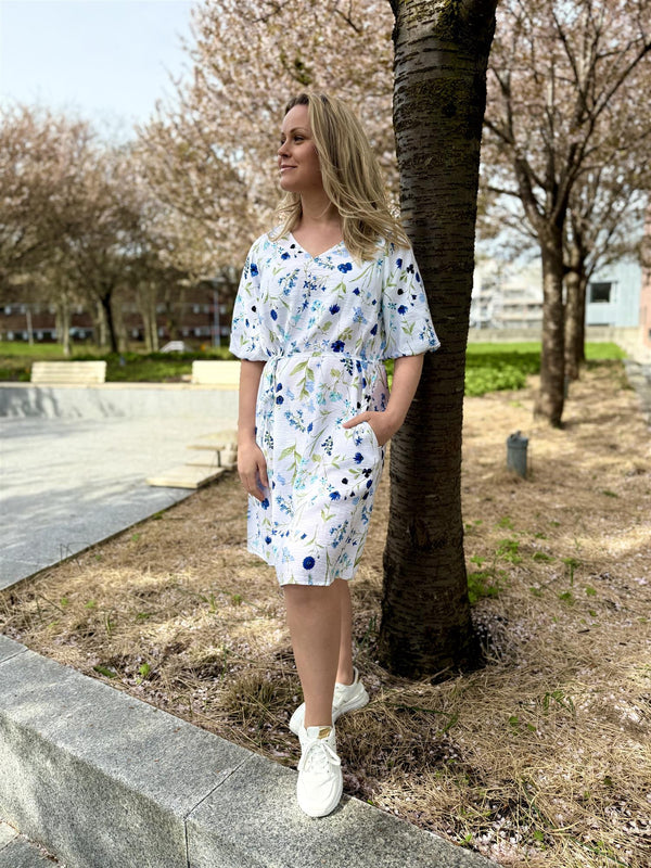 Mele dress Offwhite M. Blomster