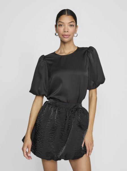 viellette satin puff topp Sort