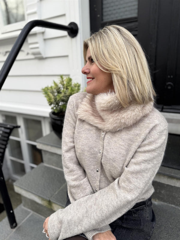 Karen Pelskrage Beige