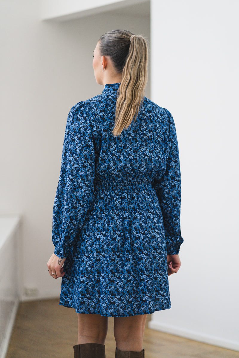 ASTRID DRESS Mørkeblå M Blomsterprint