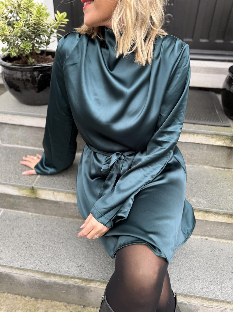 VIESTELLA L/S HIGH NECK SHORT DRESS Grønn