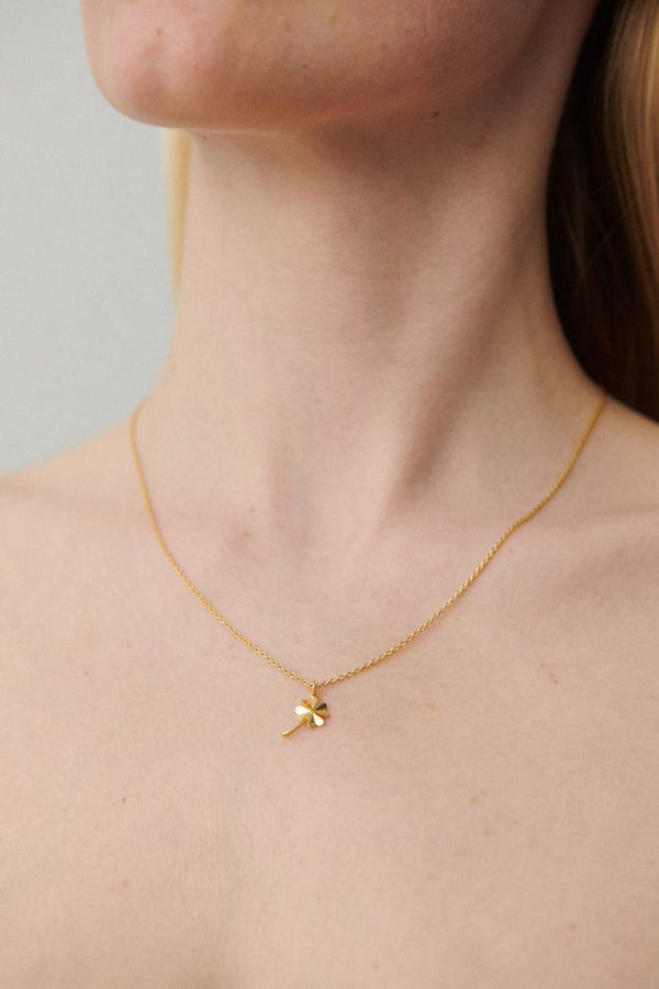 CLOVER NECKLACE Gull