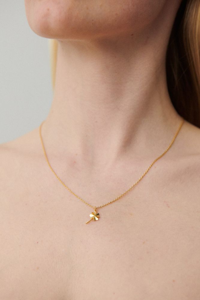 CLOVER NECKLACE Gull