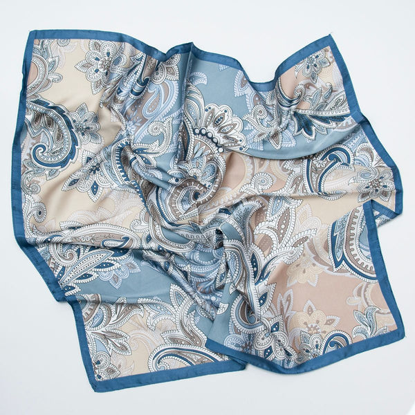 Lite Skjerf beige m/paisley mønster Blå M. Mønster