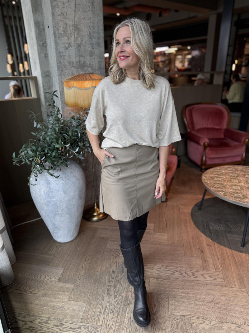 conny pullover kort arm Sand