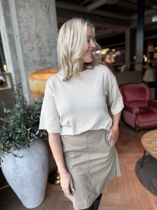 conny pullover kort arm Sand