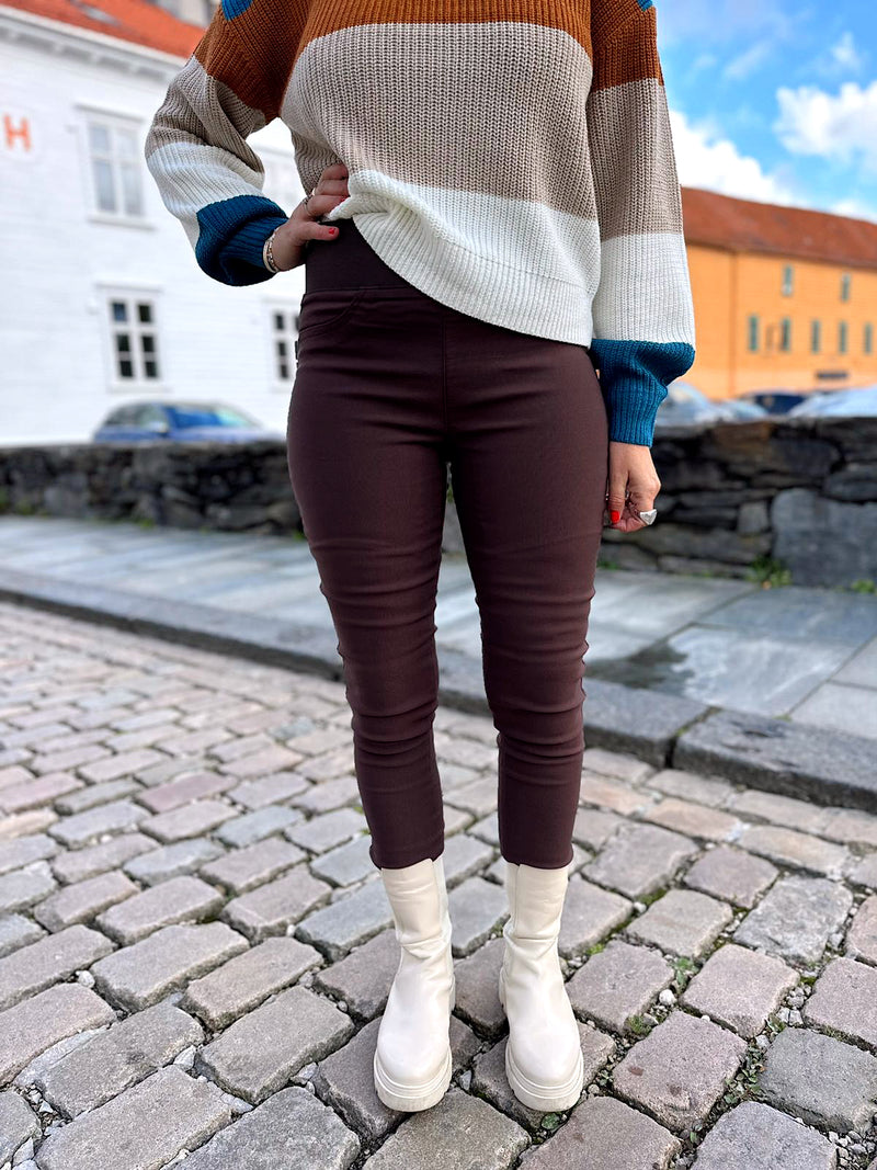 Shantal-Pa-Power Mørkebrun