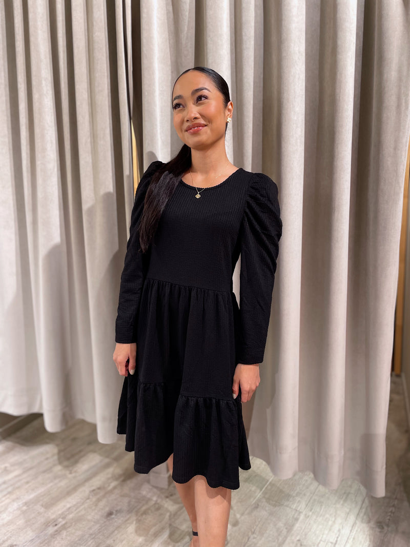 Vicorinaa L/S Dress Sort