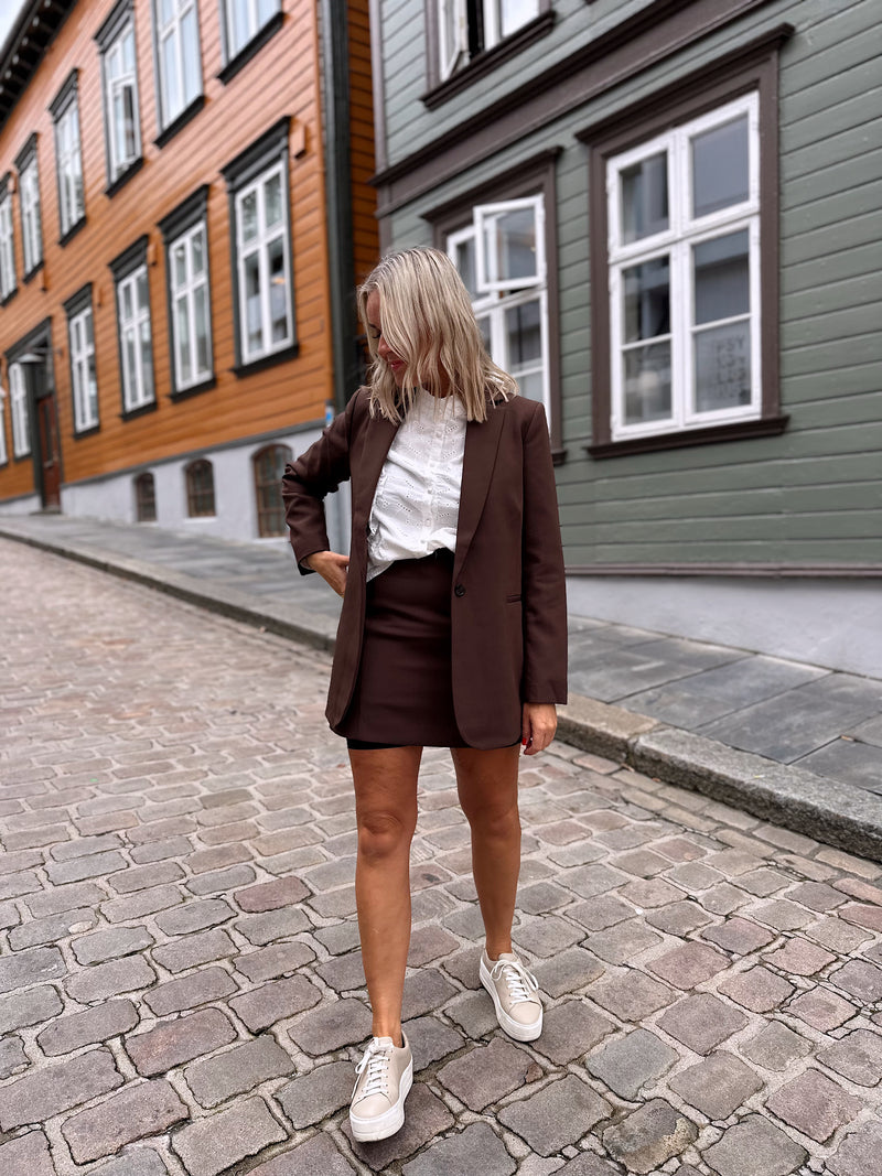 Corinne short skirt Mørkebrun