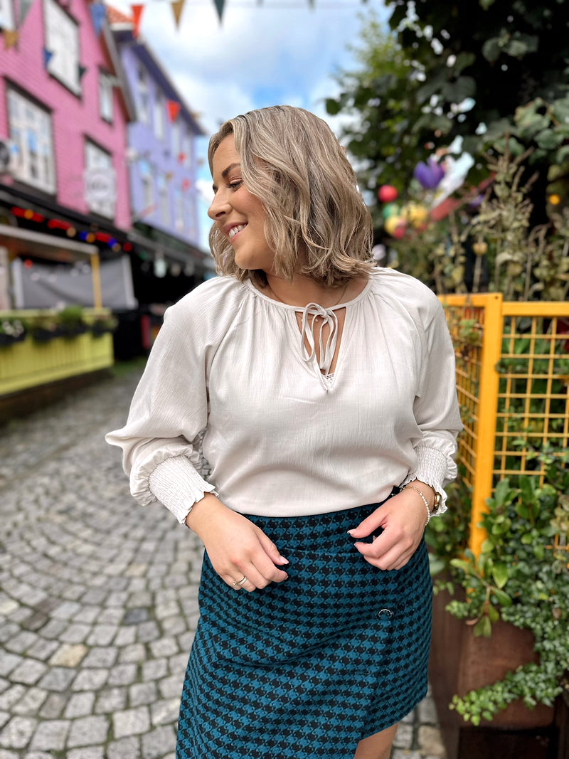Bliss-Blouse Beige