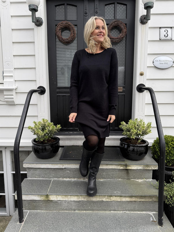 Viril L/S Knit Dress Sort