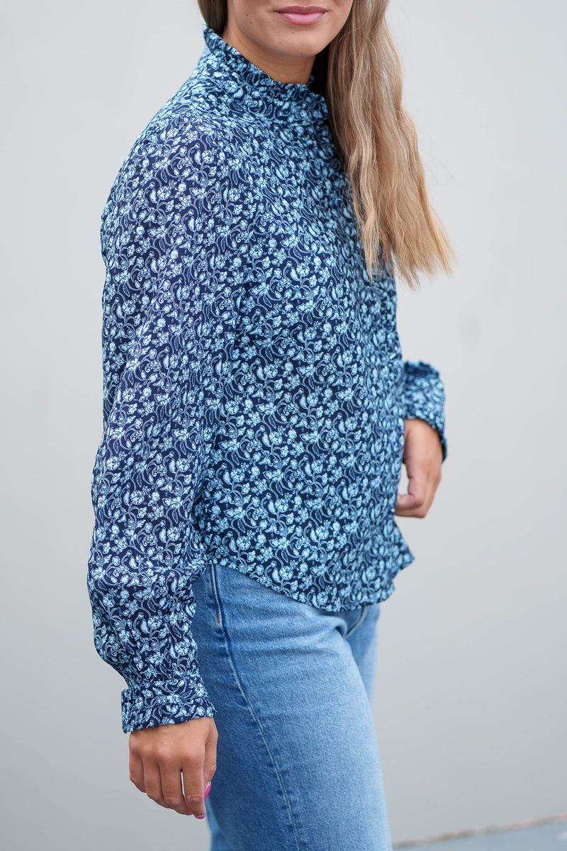 ASTRID SHIRT Sort M. Blomster