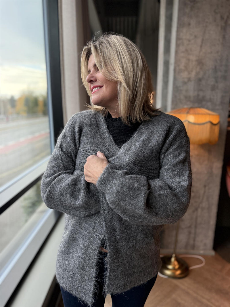 NYNNI OPEN L/S KNIT CARDIGANS Mørk Grå