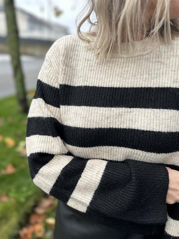 Selta striped pullover Sort Og Beige