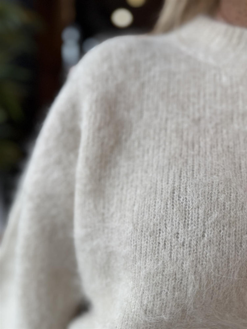 Salmia Pullover Lys Beige