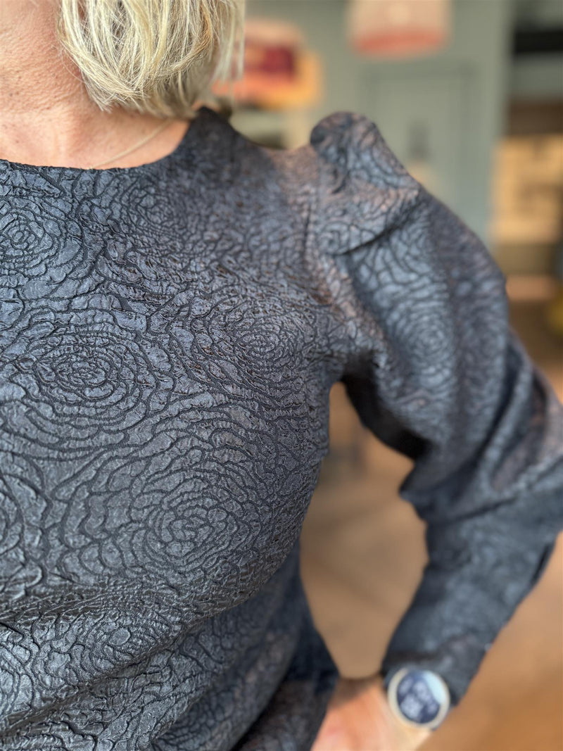 Aliama o-neck dress Sort