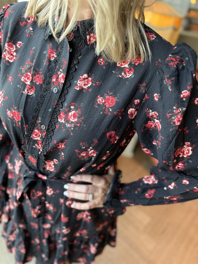 CLO SHIRT DRESS Sort M. Blomster