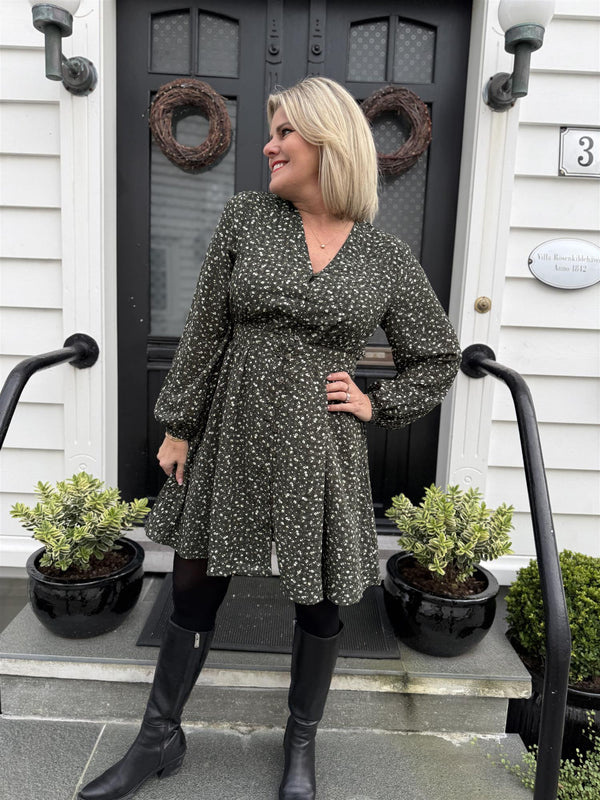 KAYLEN DRESS Olivengrønn