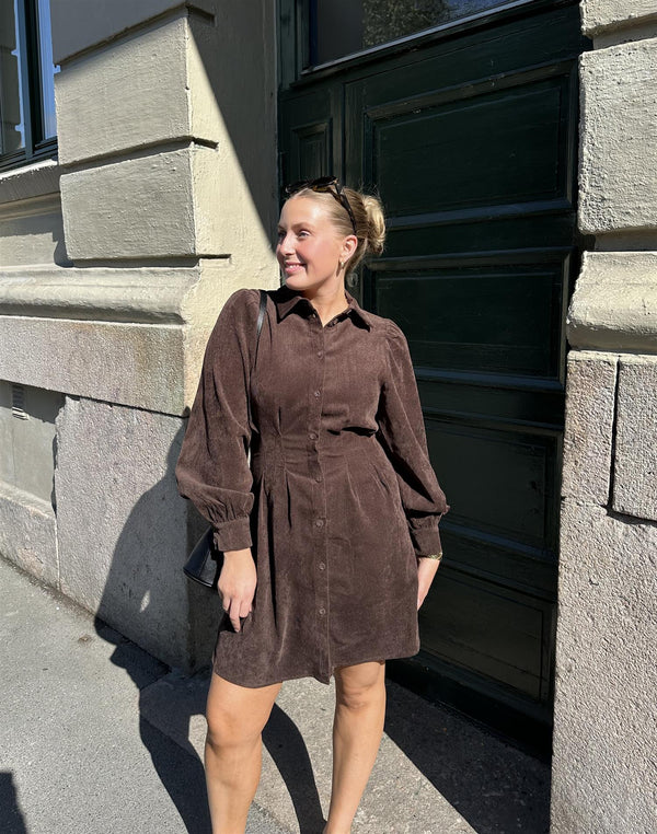 Vicordu Shirt Dress Mørkebrun