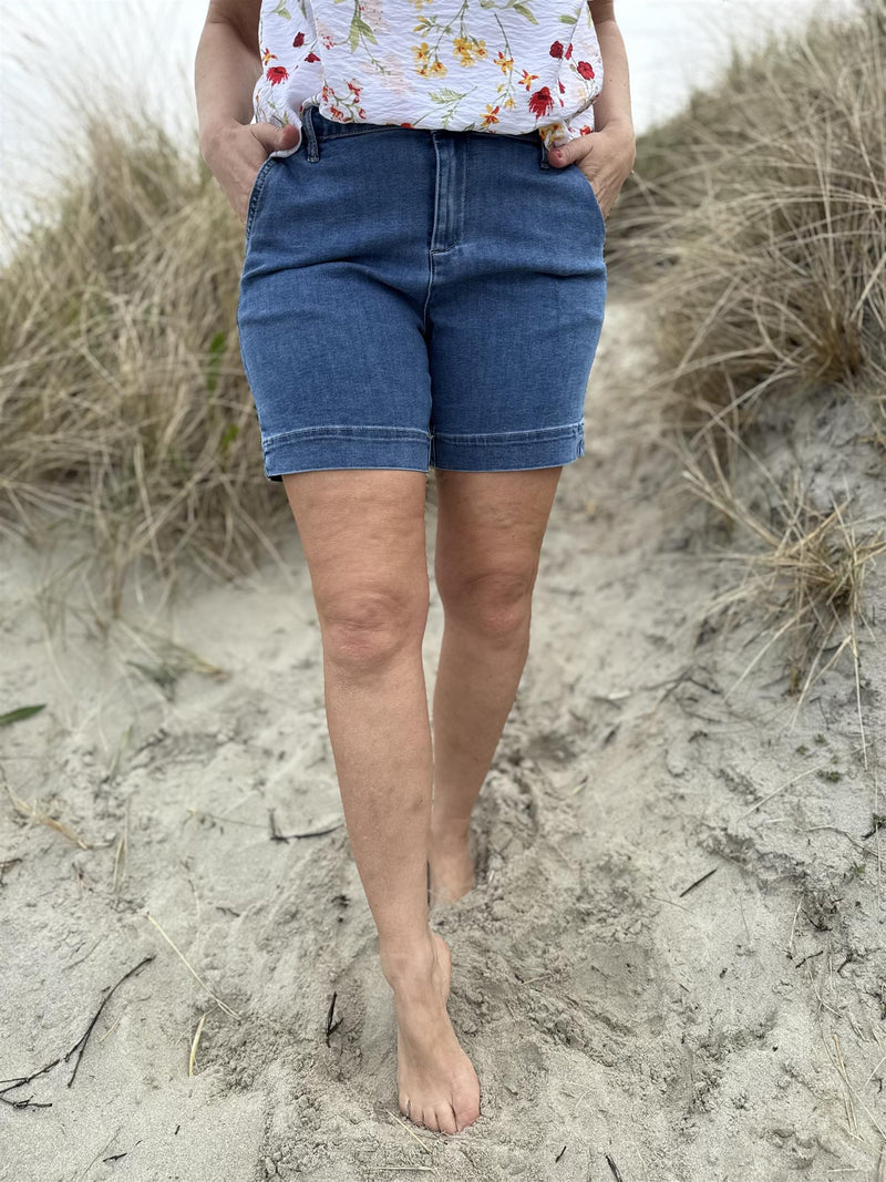 Margareth shorts Medium Jeansblå