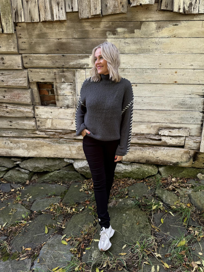 Vichoca Knit Pullover Mørkegrå