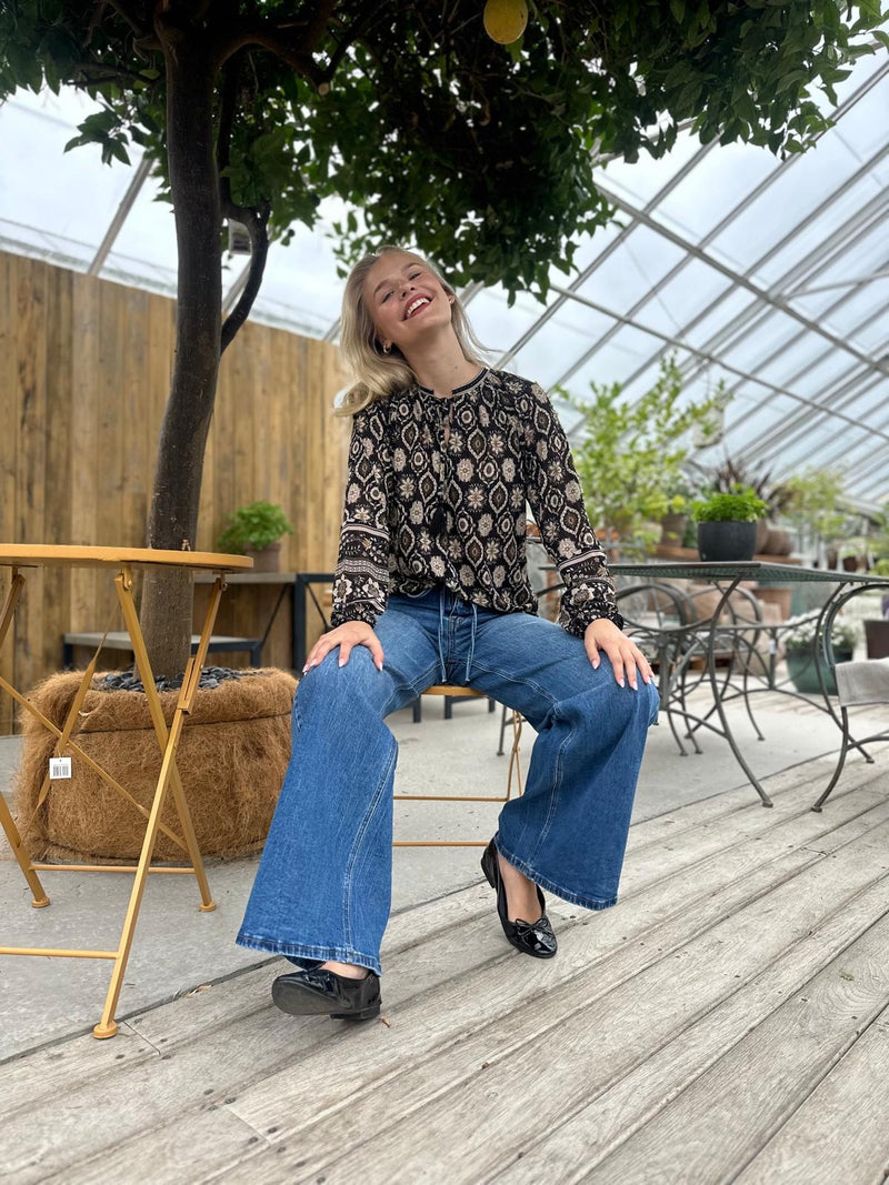 NOMES BLOUSE Sort Og Beige