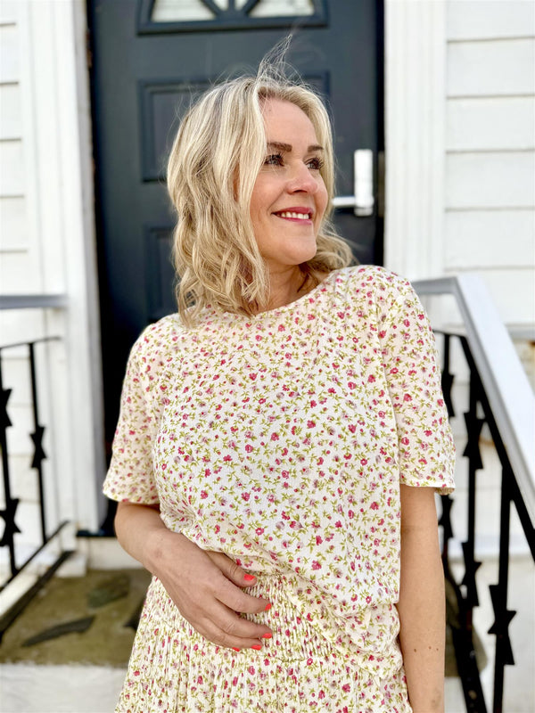 vigreis s/s top Beige Med Blomster